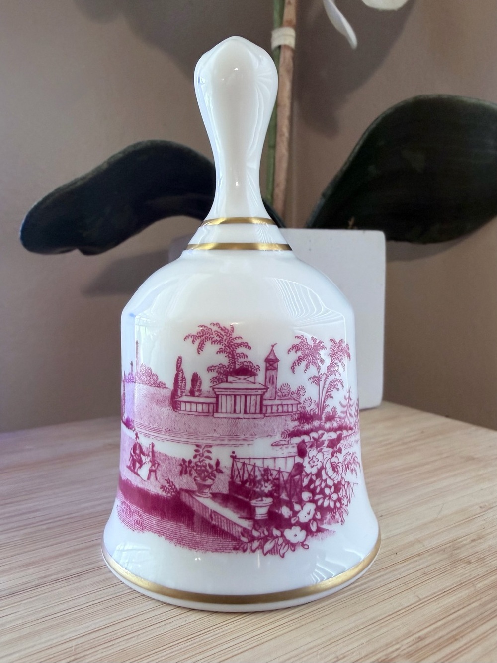 Vintage Spode Fine Bone China Bell Danbury Mint Pink Transferware England 1982